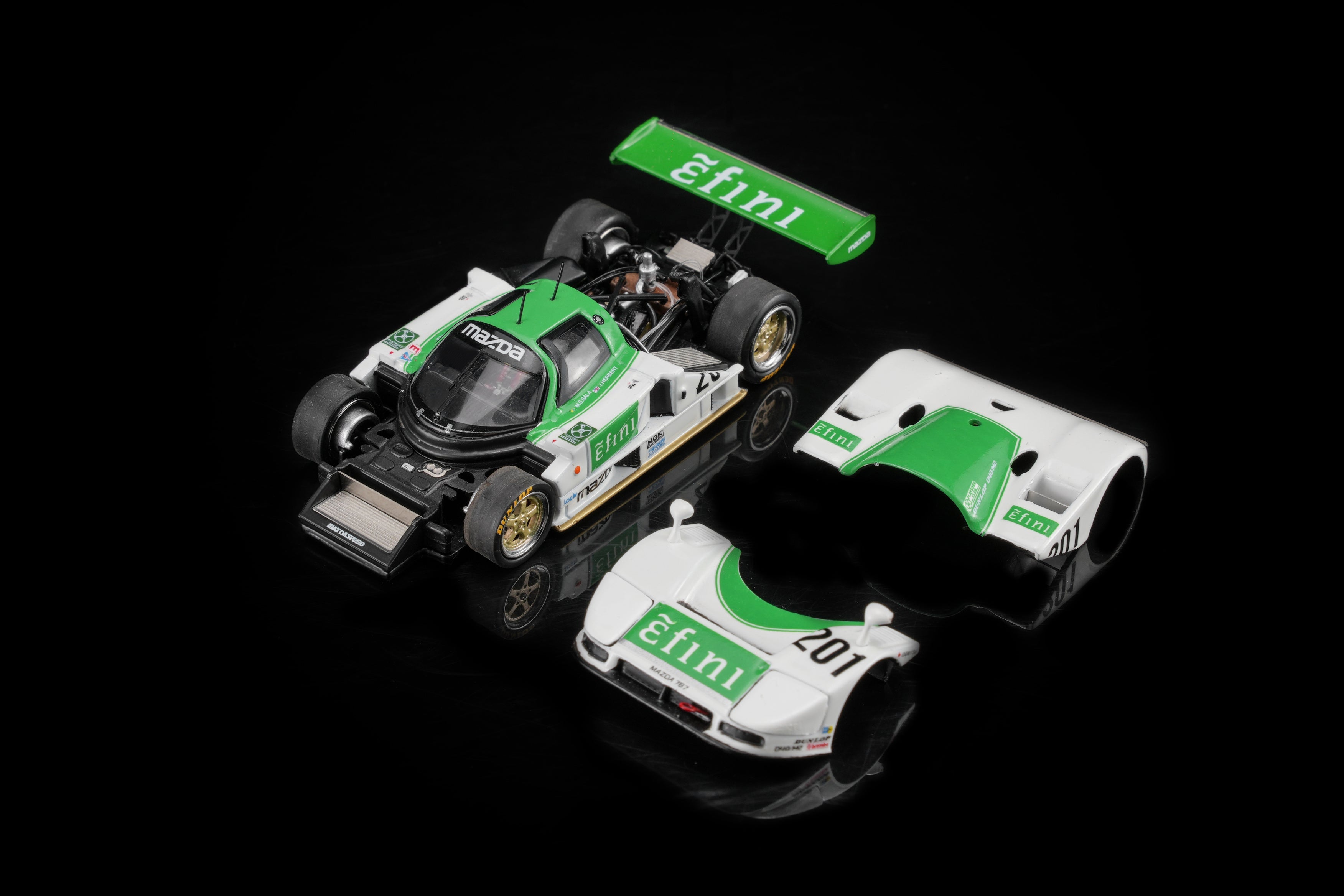 (PREORDER) MOTORHELIX 1/64 MAZDA 787B 201 GREEN/WHITE M60112 1:64 diecast model