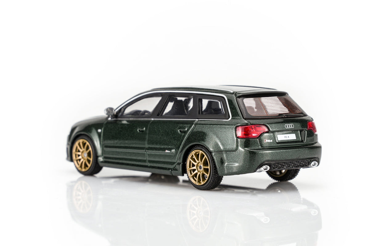 (PREORDER) Motorhelix 1/64 Audi RS4 (B7) 2005 - Deep Green Pearl M68307 1:64 diecast model