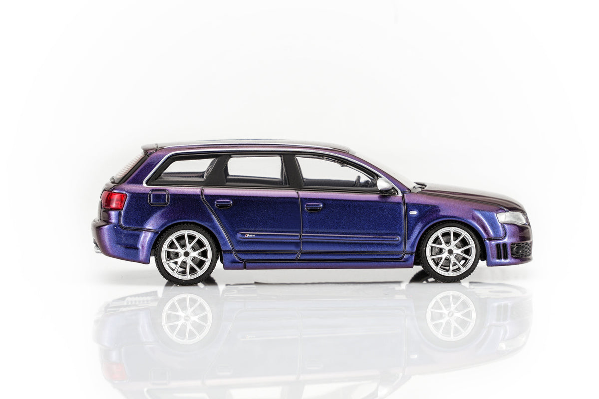 (PREORDER) Motorhelix 1/64 Audi RS4 (B7) 2005 - Armygirl Purple Pearl M68311 1:64 diecast model